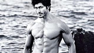 Censor Board asks for disclaimer for Vidyut's 'Commando' promos
