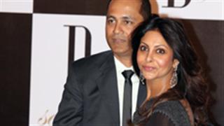 Vipul Shah's Title Tussle With Pooja Bhatt Intensifies