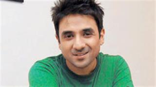 31 अक्टूबर ​में वीरदास गंभीर लुक होगी 