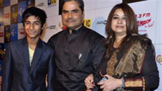 Vishal Bharadwaj and wife take a break in Toronto