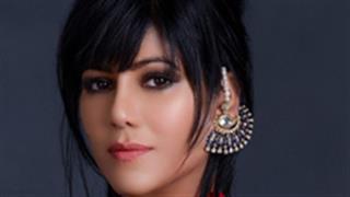 Warda Sajid Nadiadwala looks stunning in new ad!
