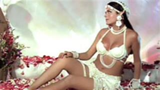 Zeenat Aman Remembers Her Shalimar Director Krishna Shah