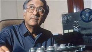Iconic Radio Presenter Ameen Sayani, Voice Behind Geetmala, Passes Away at 91!