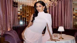 Banita Sandhu Makes Mumbai Her Home to Focus on Her Bollywood Journey!