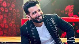 Actor Jay Bhanushali turns host again for ‘India’s Best Dancer 4’; ex-contestant Aniket Chauhan joins him as a co-host!