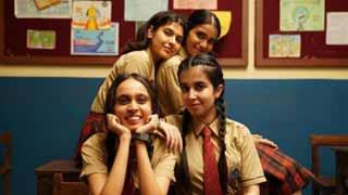 The genuine connection among the characters is visible on screen: Bhagyashree Limaye on Amazon miniTV’s Sisterhood!