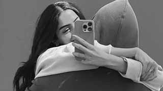 Khushi Kapoor Sparks Buzz with Mystery Man Post!