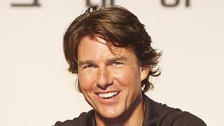 Mujh Par Bharosa Karo, Ek Aakhri Baar: Tom Cruise Recreates His Iconic Dialogue In Hindi, Says Wants To Make A Movie In India!