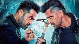 War 2 Advance Booking: Hrithik Roshan and Jr NTR's Spy Thriller Targets Rs 30 Crore Hindi Opening!