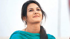 Romance in 'Mr. X' is dark: Amyra Dastur