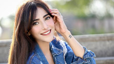 angela-krislinzki4