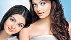 Pregnant Aishwarya's day out