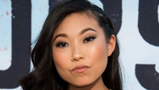  Awkwafina, Sandra Oh to Play Sisters in Gloria Sanchez Comedy at Netflix!