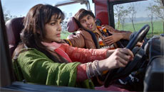 Bollywood's awkward onscreen pairings of 2013