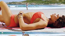 No crash diet for bikini body: Deepika Padukone