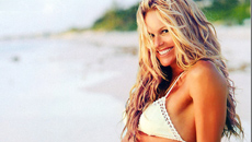 elle-macpherson