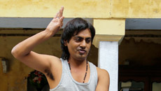 ghoomketu4