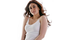 I am not over-friendly with anyone: Kareena Kapoor