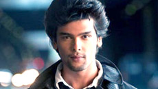 Kushal Tandon lashes out against Salman Khan