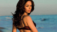 Mallika spooked by 'Meena Kumari's ghost'