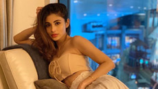 mouni-roy10