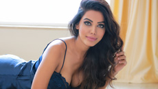natasha-suri9