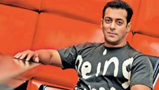 We, human, love each other: Salman Khan