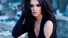 I am a 'Rajput', I go to temple too: Sara Loren