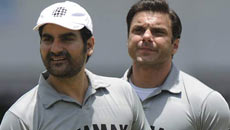 Shah Rukh bhai welcome to join CCL team, says Sohail