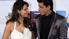 Shah Rukh totally obsessed with AbRam: Gauri