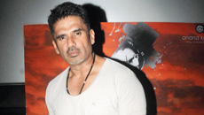 Suniel Shetty: I hope Athiya conducts herself well in Bollywood