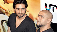 Shah Rukh Khan shows the door to Vishal-Shekhar?