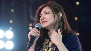 Alka Yagnik Diagnosed with Rare Hearing Loss: A Heartfelt Message to Fans!