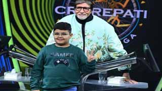 Role Reversal on Kaun Banega Crorepati 16: 6th Grader Yuvraj Sethi Grills Amitabh Bachchan in KBC Juniors!