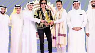 Actor Kabbir Honored with Dadasaheb Phalke Award for Most Influential Stylist Man of the Year 2024 in Dubai!