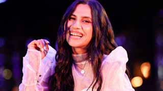 Nikhita Gandhi is all set to strike a chord with her audiences with Naadu Vittu!