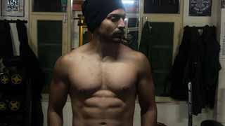Gurmeet Choudhary Kickstarts the Week with an Intense Workout for Body and Mind!