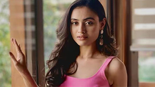 Janki Bodiwala Opens Up About Intense Preparation for Vash: 'The Director Asked Me to Pee for Real'!