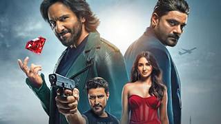 Cast of Jewel Thief and Khauf secure top ranks on IMDb's weekly list of Popular Indian Celebrities!