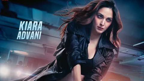 Kiara Advani Unveils Fierce Gun-Wielding Avatar in War 2's 'Boss Lady' Look!