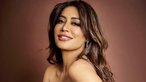 Netizens Applaud Chitrangda Singh in Housefull 5!