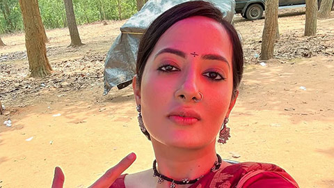 Puja Sharma Makes Power-Packed Comeback After 7 Years with a Bold Grey Role in Star Plus' Jhanak!
