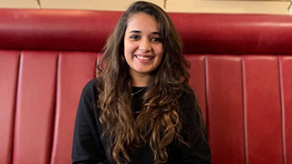 Tanya Jain: The Storyteller and Artist Captivating Audiences with Tales of Love, Reinvention, and Resilience!