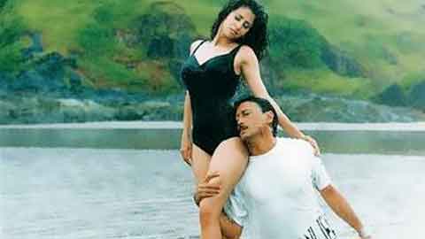 रंगीला रि-रिलीज़ तारीख तय! 90 के दशक की यह क्लासिक फिल्म इस तारीख को सिनेमाघरों में करेगी वापसी!