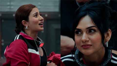 akanksha-blasts-shreya
