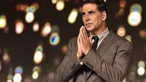 akshay-blasts-modern