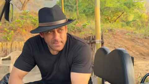 "Chill Maro Yaar": Salman Khan Scolds Media After "Lonely" Post Worries His Mother!