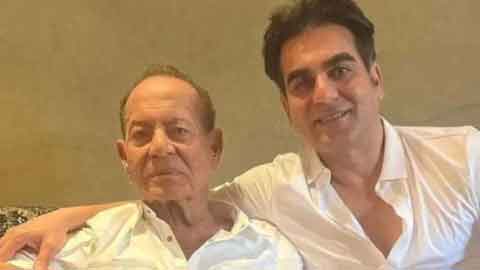 Veteran Screenwriter Salim Khan Discharged After a Tense Month-Long Health Battle!