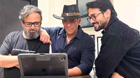 salman-hosts-the-revolutionaries