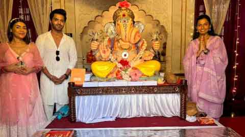 Thodi Si Umeed Thoda Sa Aasman Actress Aarti Birajdar on Her Ganpati Pandal Visit with Co-actors: What Caught My Attention Was a Board Asking Devotees to Bring Books and Pens!